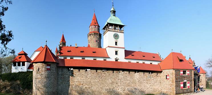 hrad_bouzov